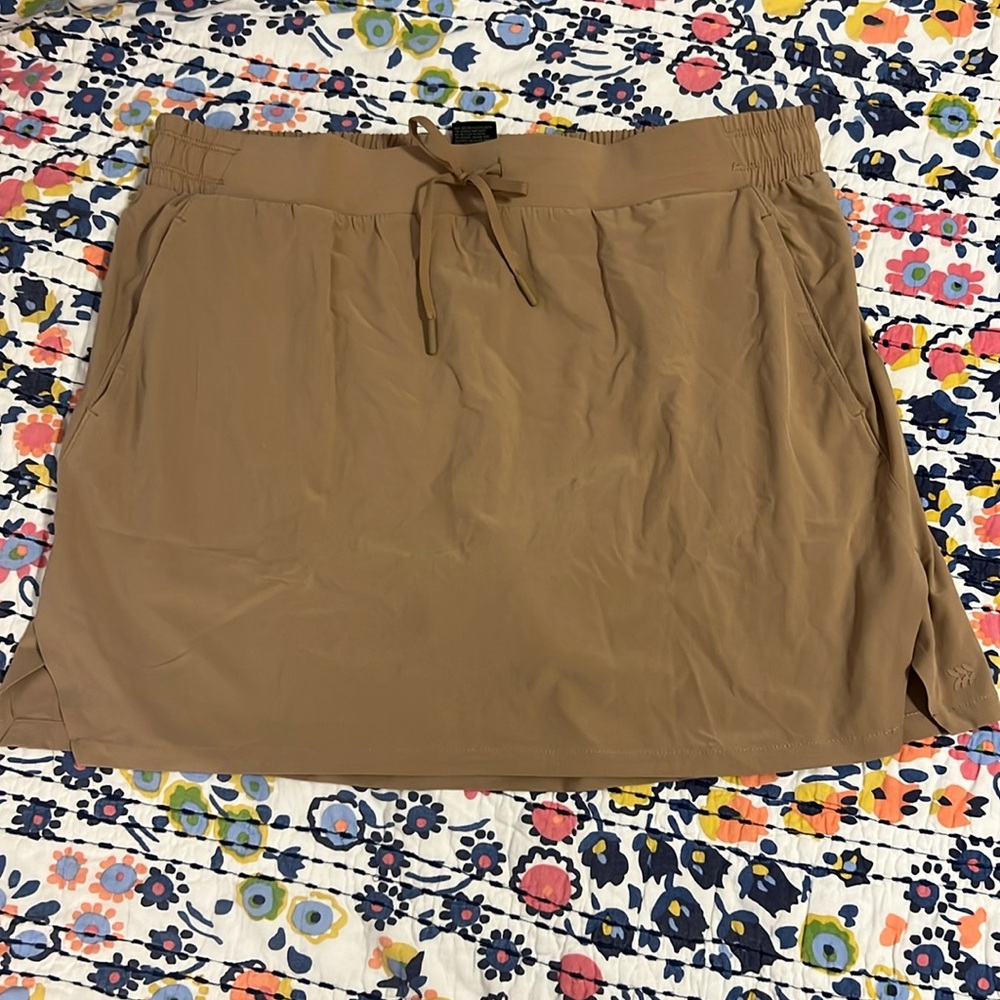 All in motion skort